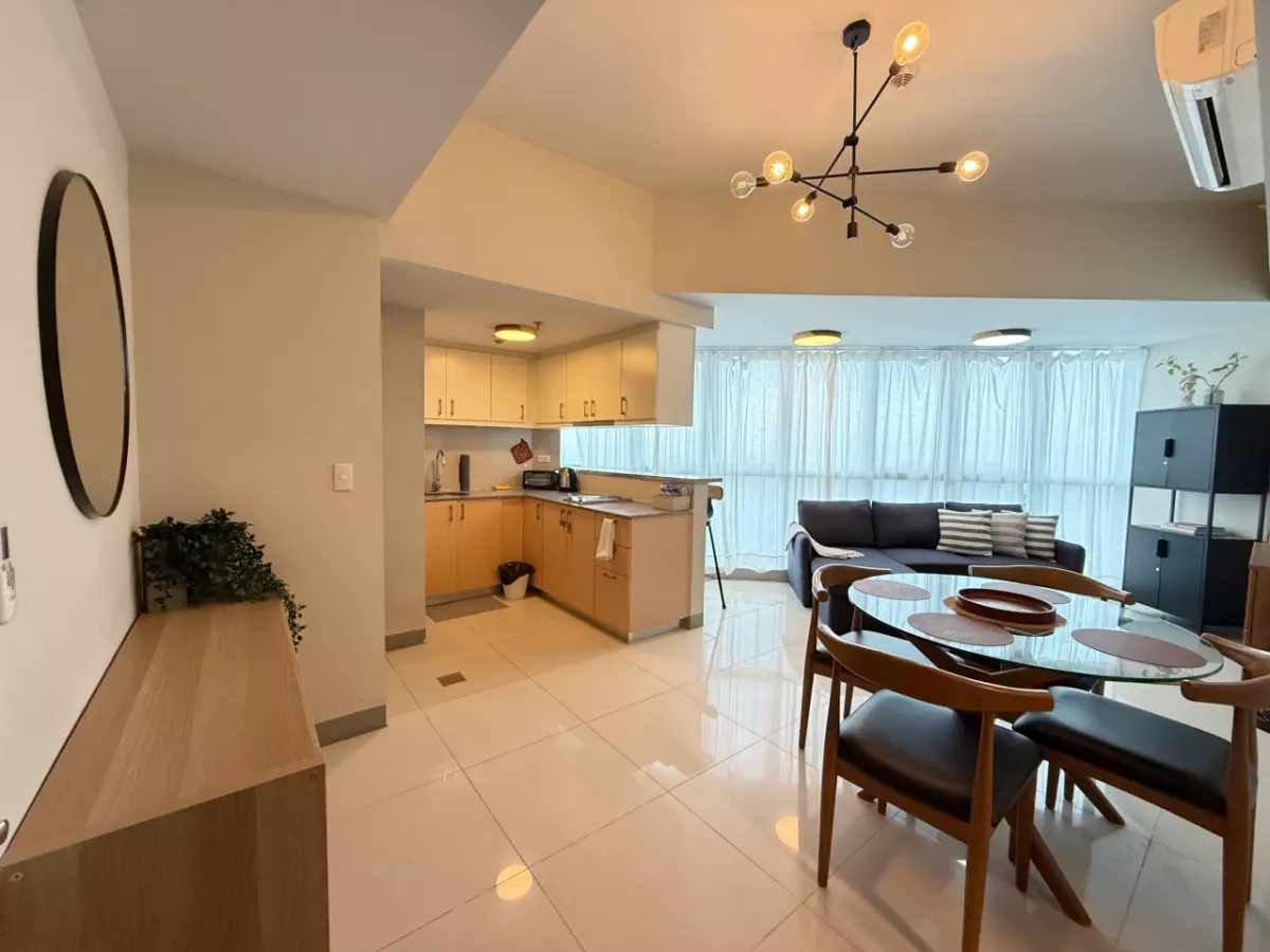 Open photo 15 of 16 — Modern 2Bedroom Condo with Balcony For Sale at Uptown Parksuites, BGC