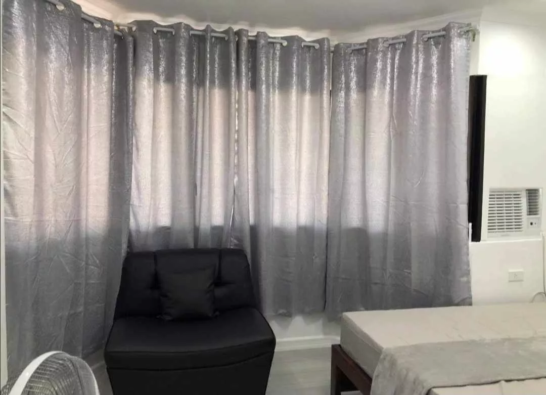 Semi Furnished 1 Bedroom Condo in the heart of Cebu City — 1 Bedroom in Dionisio Jakosalem Street, Cebu City, Cebu — Photo 3