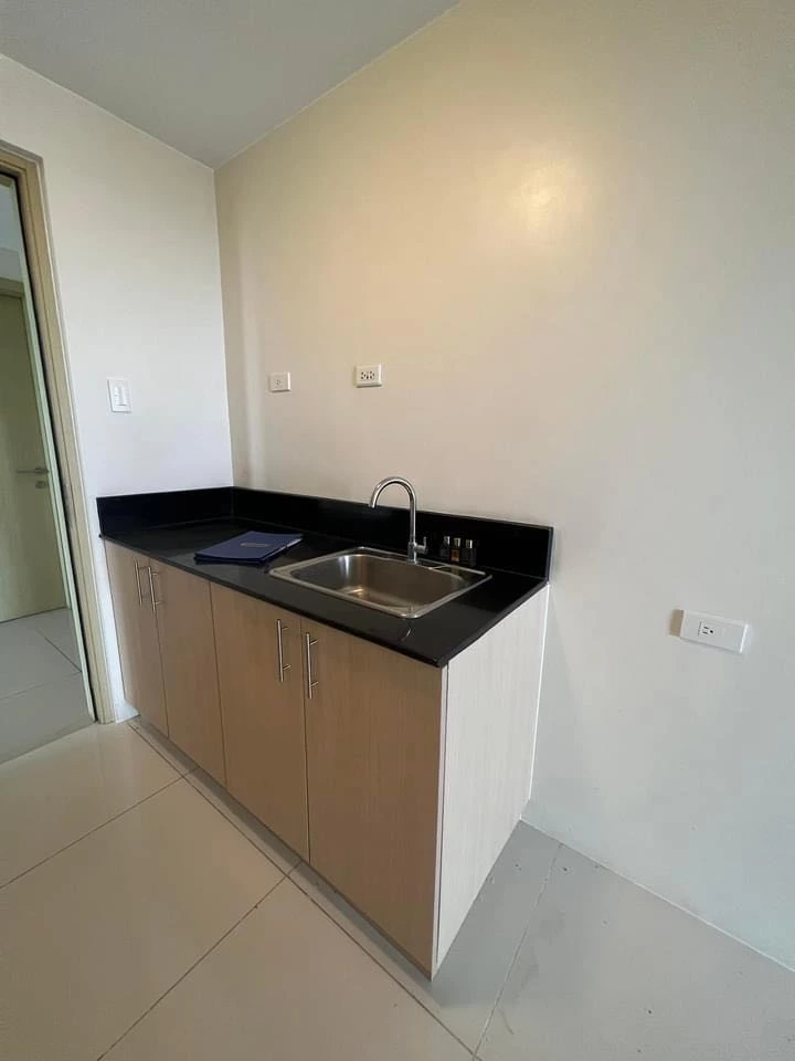 CONDO UNIT RUSH SALE!! SMDC-Wind Residences Tower 5 — Studio in Tagaytay City — Photo 5