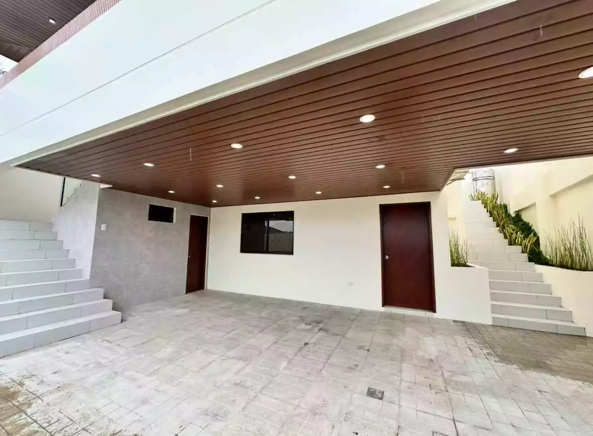 3 storey Brandnew House and Lot — House and Lot in Communal Road, Buhangin, Davao City — Photo 3