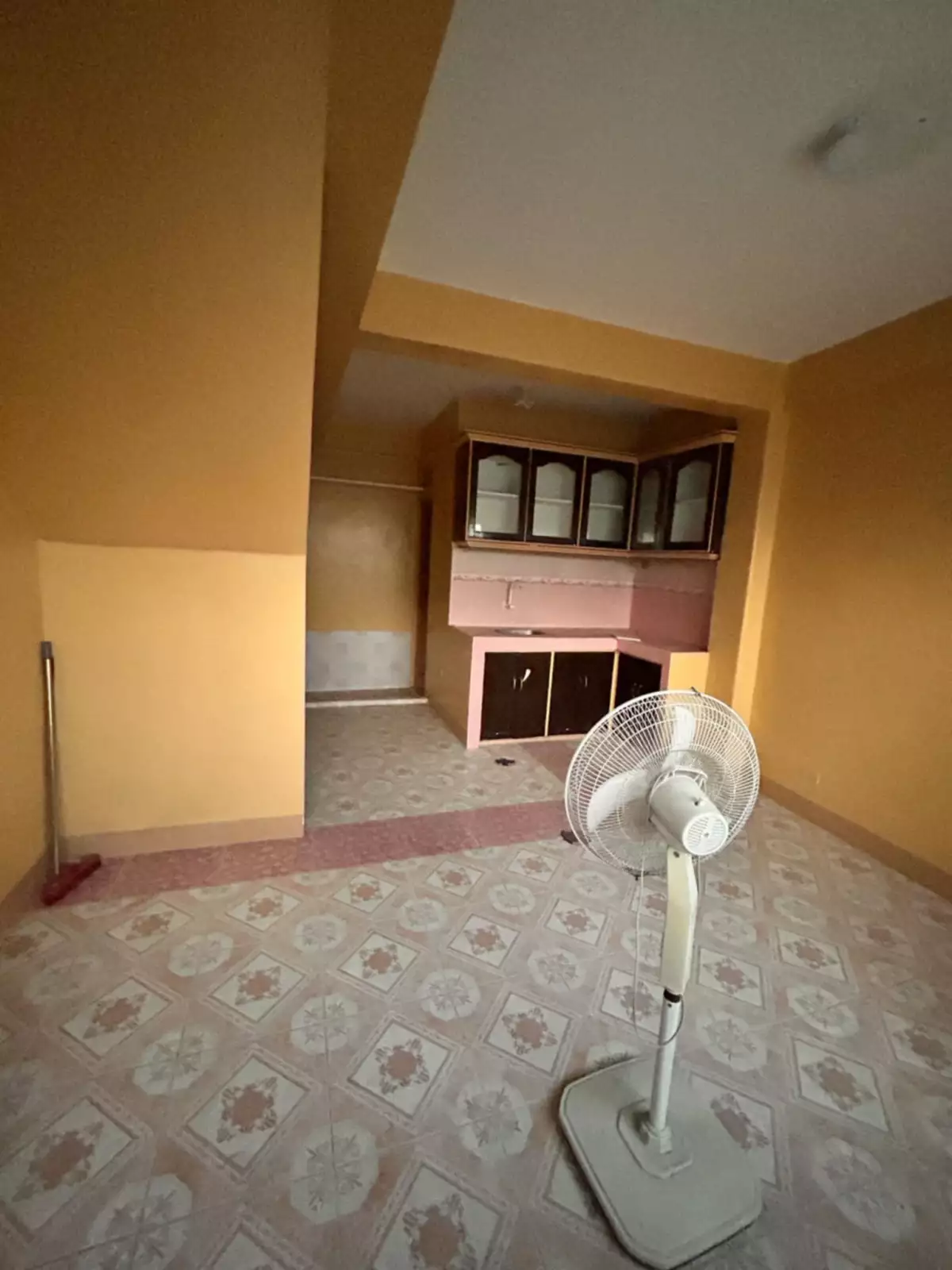 APARTMENT FOR SALE IN LABANGON — Apartment in Cebu City, Cebu, Philippines — Photo 5