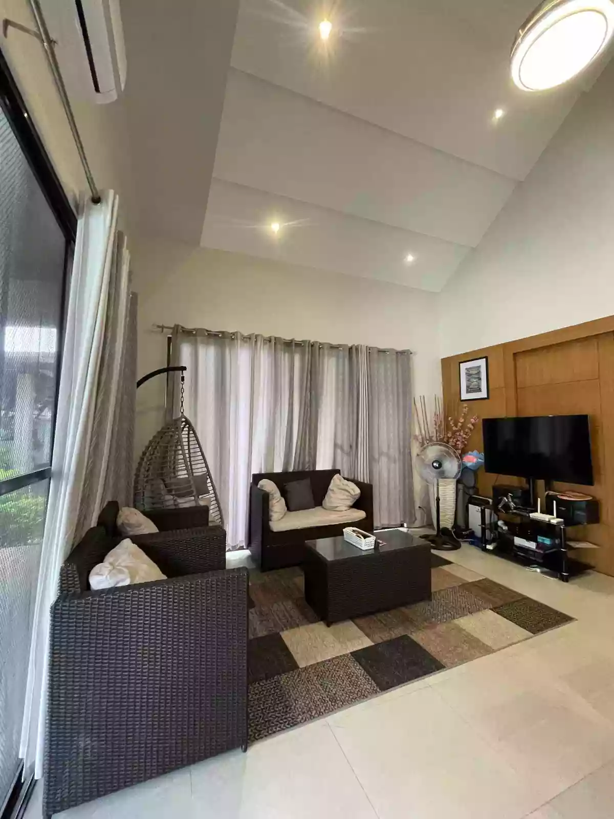 House For Rent — Beach House / Resort in Danao, Cebu, Philippines — Photo 6