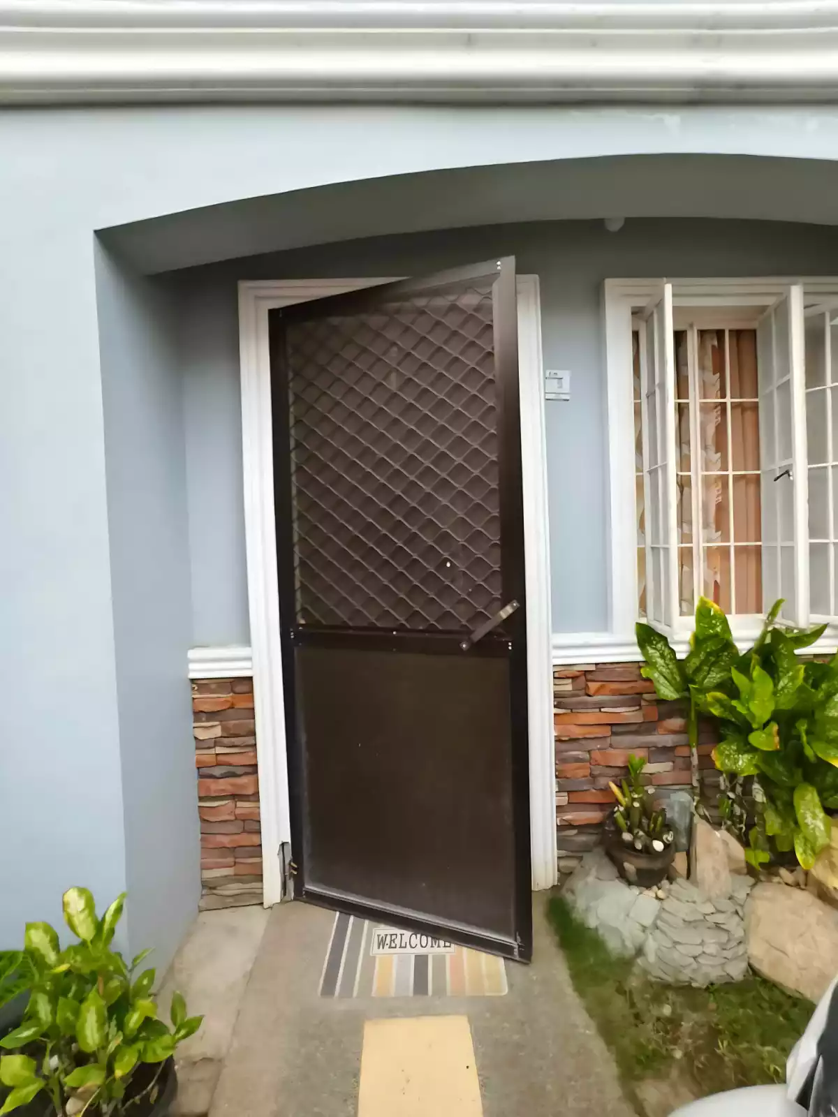 HOUSE AND LOT: PARKVIEW VILLAGE — House and Lot in San Felipe, Naga, Camarines Sur — Photo 3
