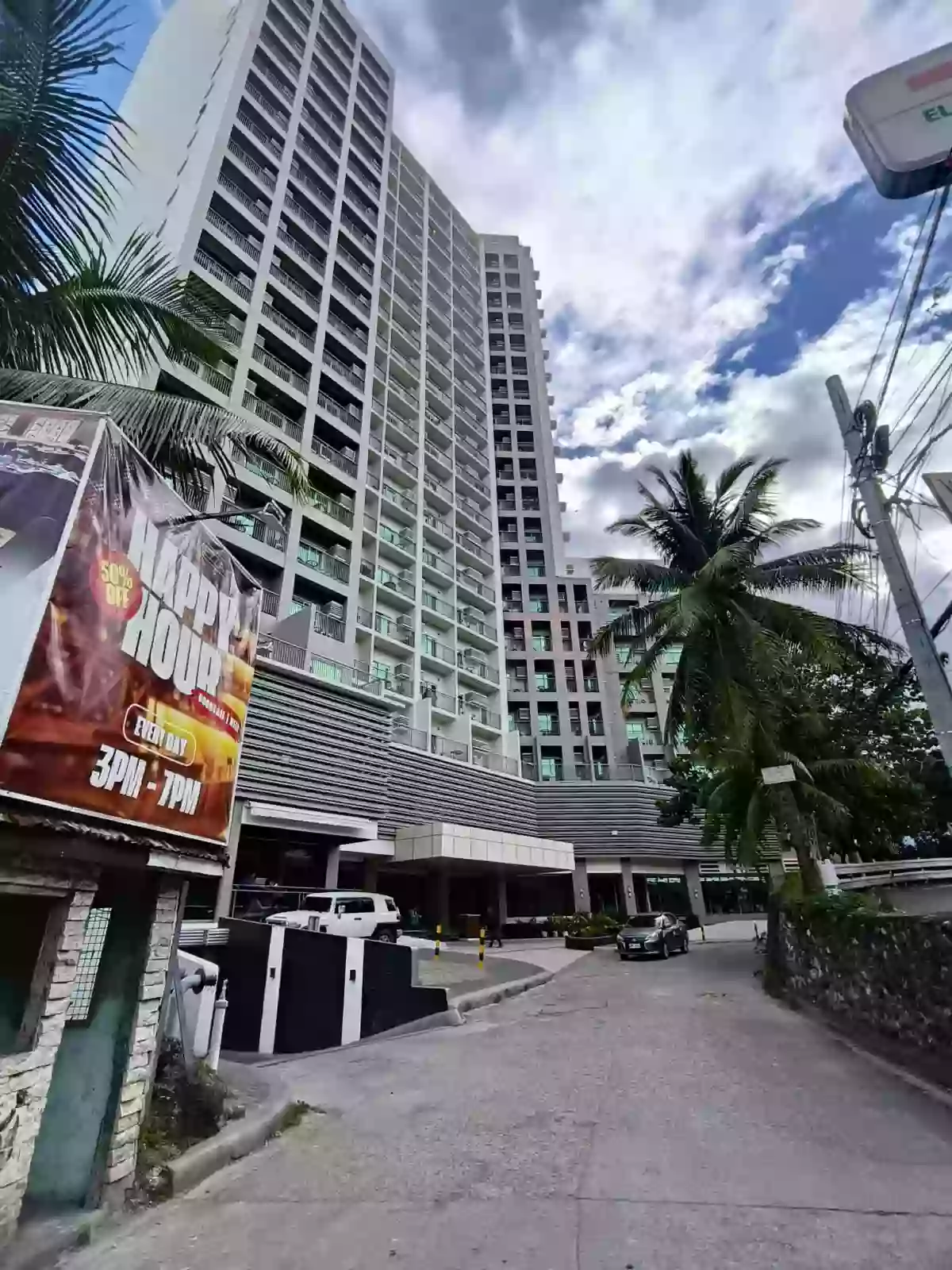 Open photo 14 of 14 — For Sale 1 Bedroom Condo City View in Le Menda Residences Busay