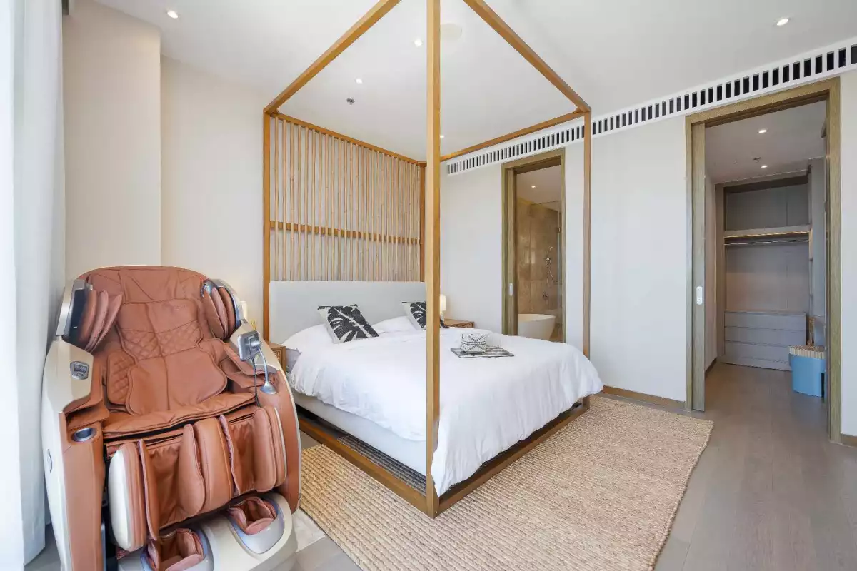 Open photo 12 of 15 — BARGAIN SALE 1BR CONDO AT SHERATON MACTAN