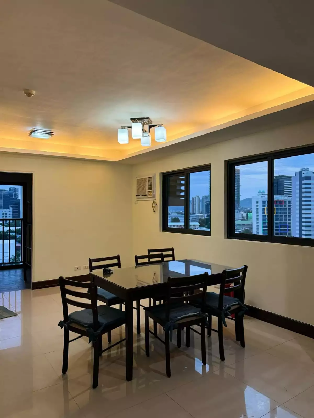 For Sale: 3 Bedroom at Grand Residences Tower B — 3 Bedrooms in Gov. M. Cuenco Avenue, Cebu City, Cebu — Photo 4