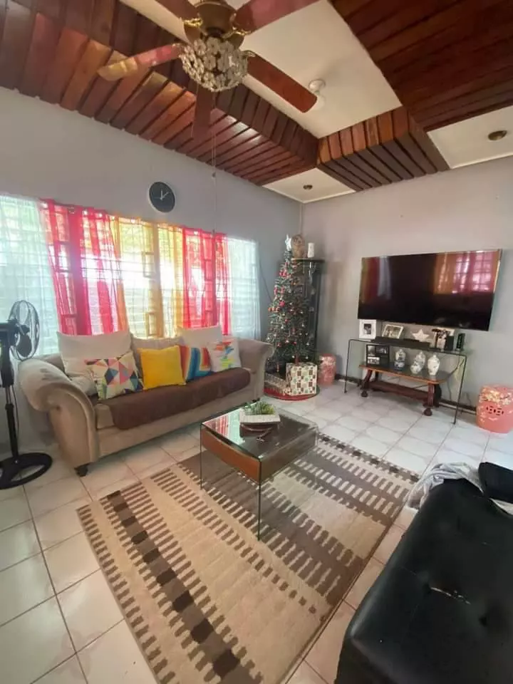 FULLY FURNISHED HOUSE AND LOT FOR SALE! — House and Lot in Talisay, Cebu, Philippines — Photo 5