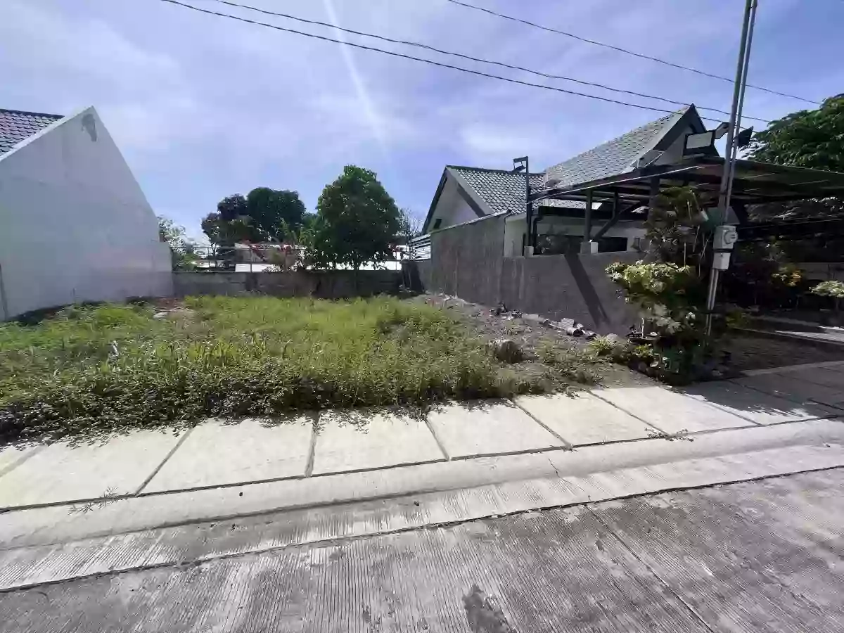 Residential lot