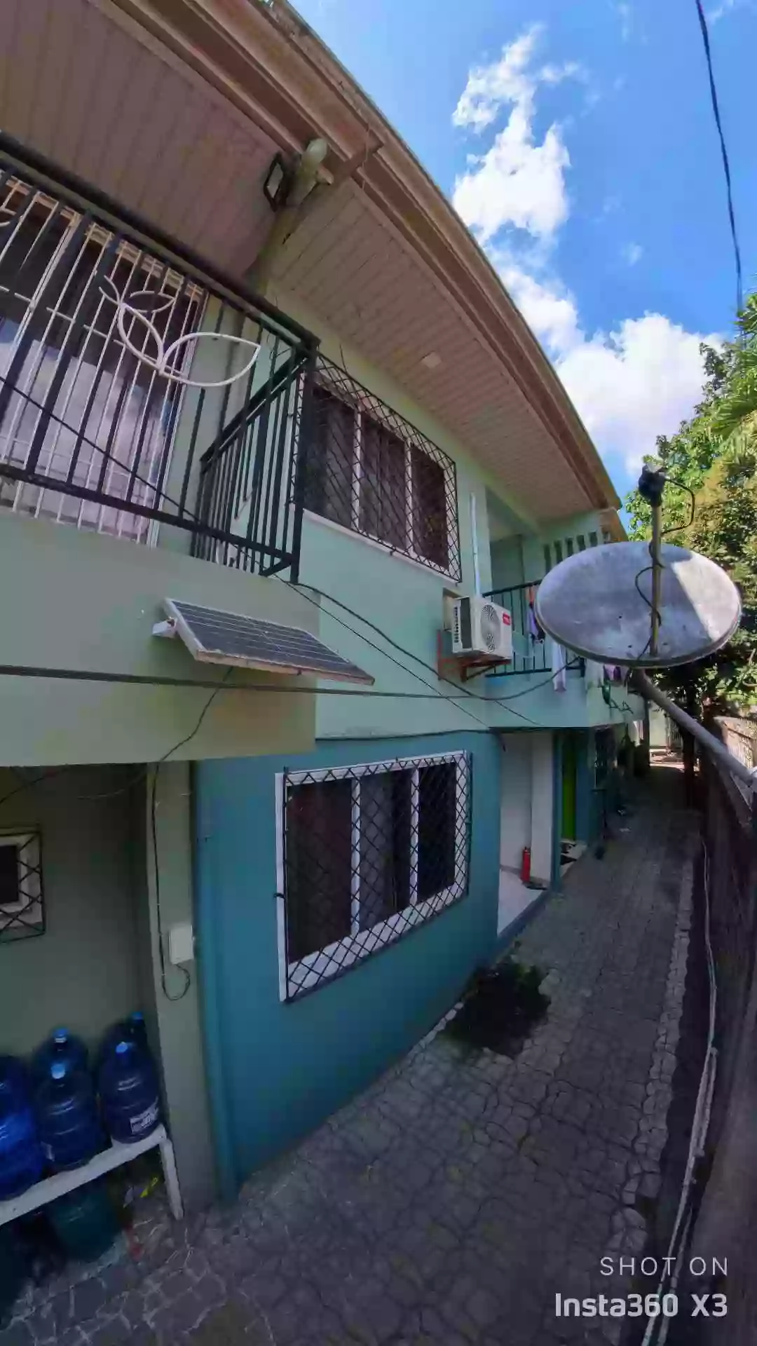 APARTMENT 3 DOORS RUSH FOR SALE — Apartment in Ormoc, Leyte, Philippines — Photo 4