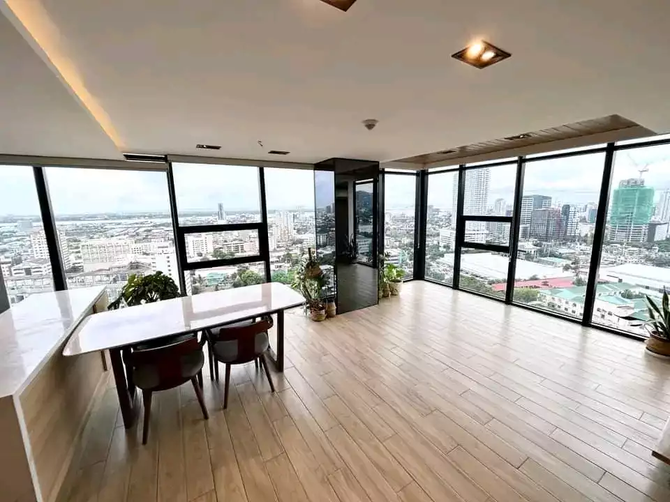 King Properties Inc.
