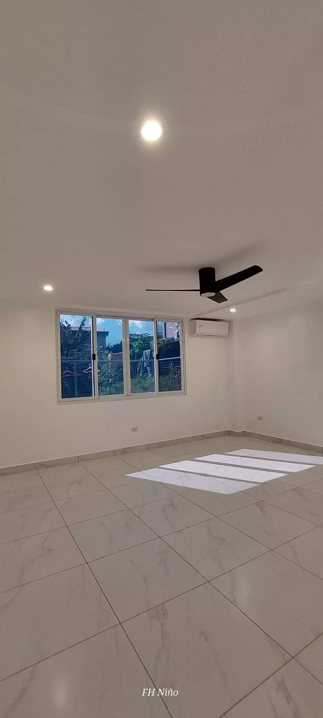 Open photo 11 of 33 — 4Bedroom Brand new House and Lot for sale in Lawaan 3 Talisay City Cebu