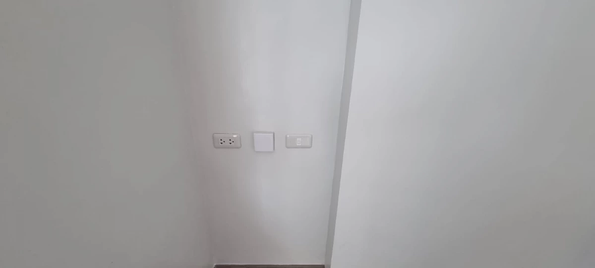 Open photo 19 of 20 — Ready For Occupancy Clean Title For 3M only