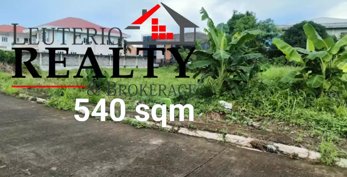 TANDEM RESIDENTIAL LOT FOR SALE