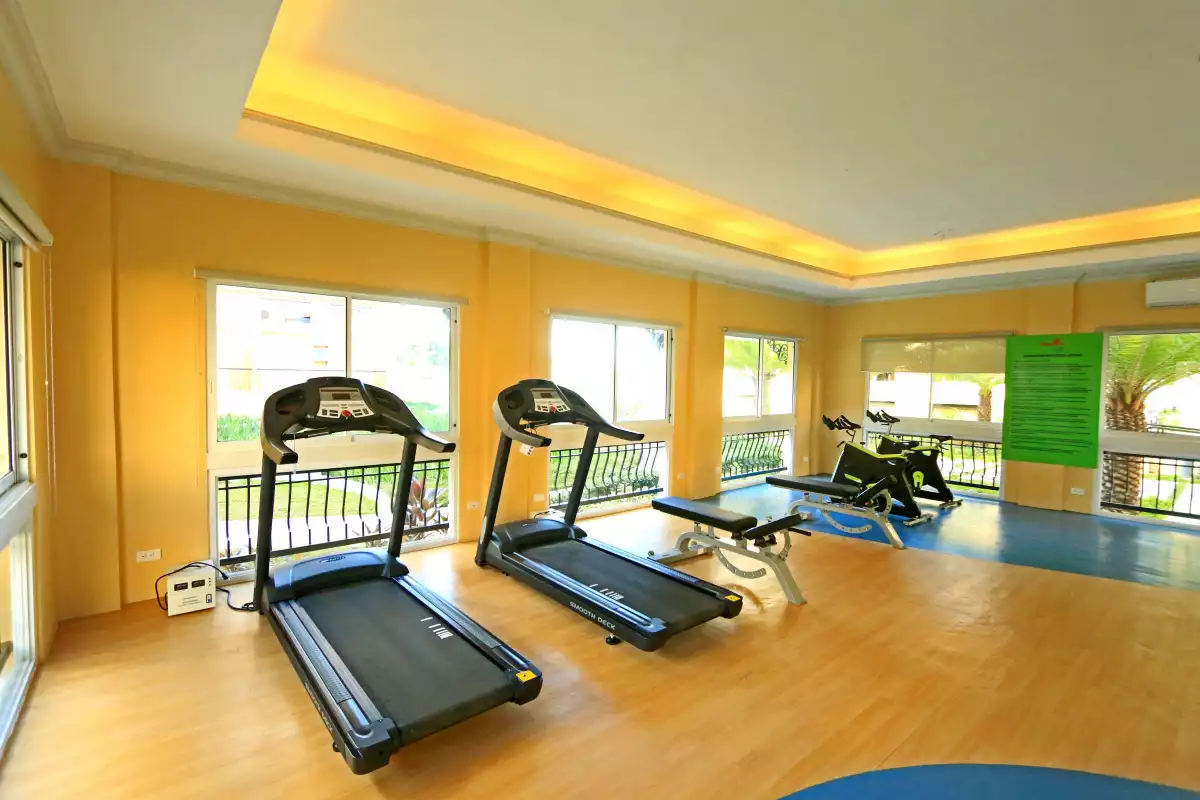 Open photo 12 of 18 — FOR ASSUME 2 Bedroom Condo in San Remo Oasis