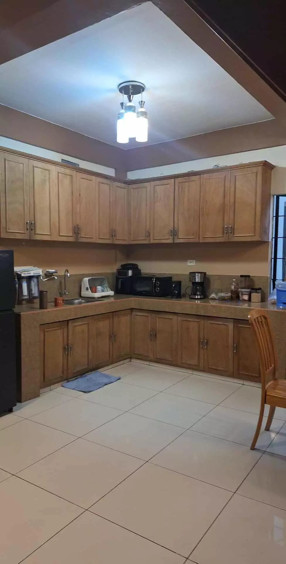 Village East Executive Village — House and Lot in Cainta, Rizal, Philippines — Photo 3