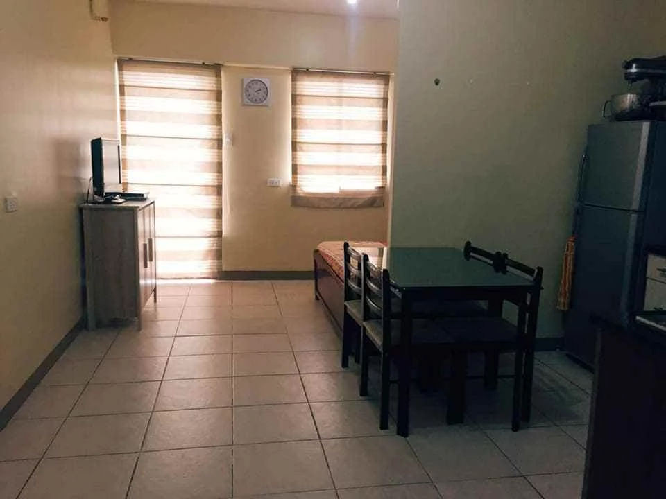 1-Bedroom Condo Unit with Balcony and with Parking Woodcrest Residences for Sale — 1 Bedroom in Guadalupe, Cebu City, Guadalupe — Photo 6