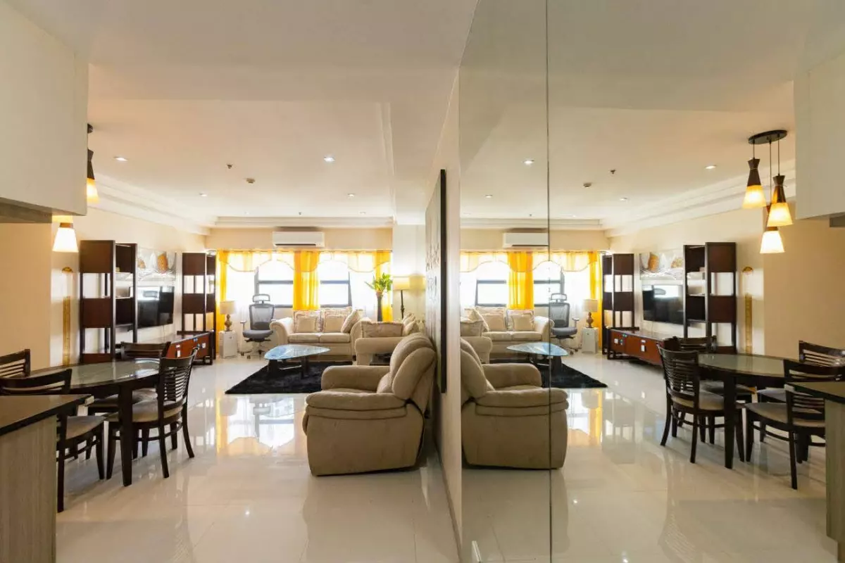 FOR SALE- 3BR Corner Unit with Parking | Avalon Cebu Business Park – 18th Floor — 3 Bedrooms in Luzon Avenue, Cebu City, Central Visayas — Photo 2