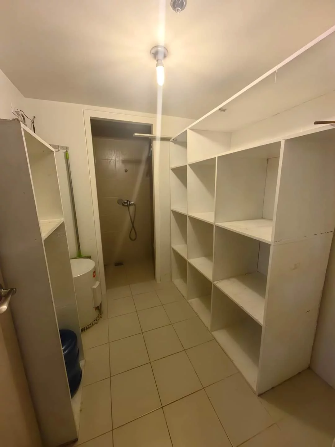Mandani Bay Suites 2bedroom plus Maids room for Sale — 2 Bedrooms in F.E. Zuellig Avenue, Mandaue City, Philippines — Photo 4