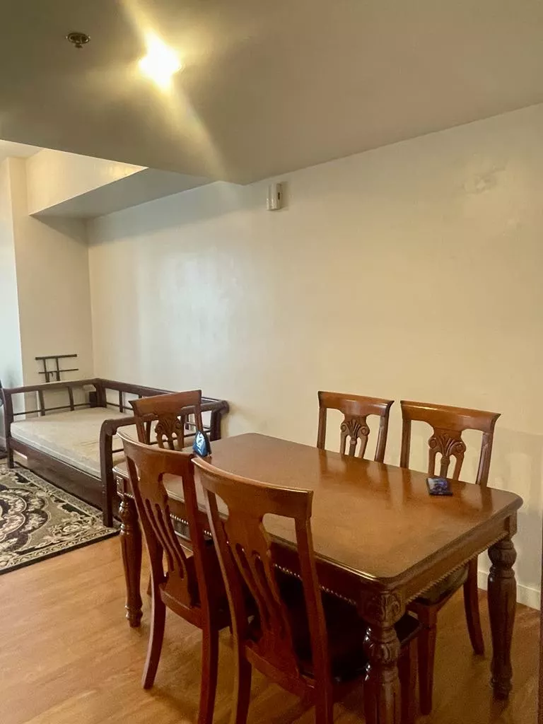 Rush Sale Furnished Condo Unit with Own Parking Space for Sale at Marco Polo Residences, Cebu City — 1 Bedroom in Cebu City, Central Visayas, Philippines — Photo 4