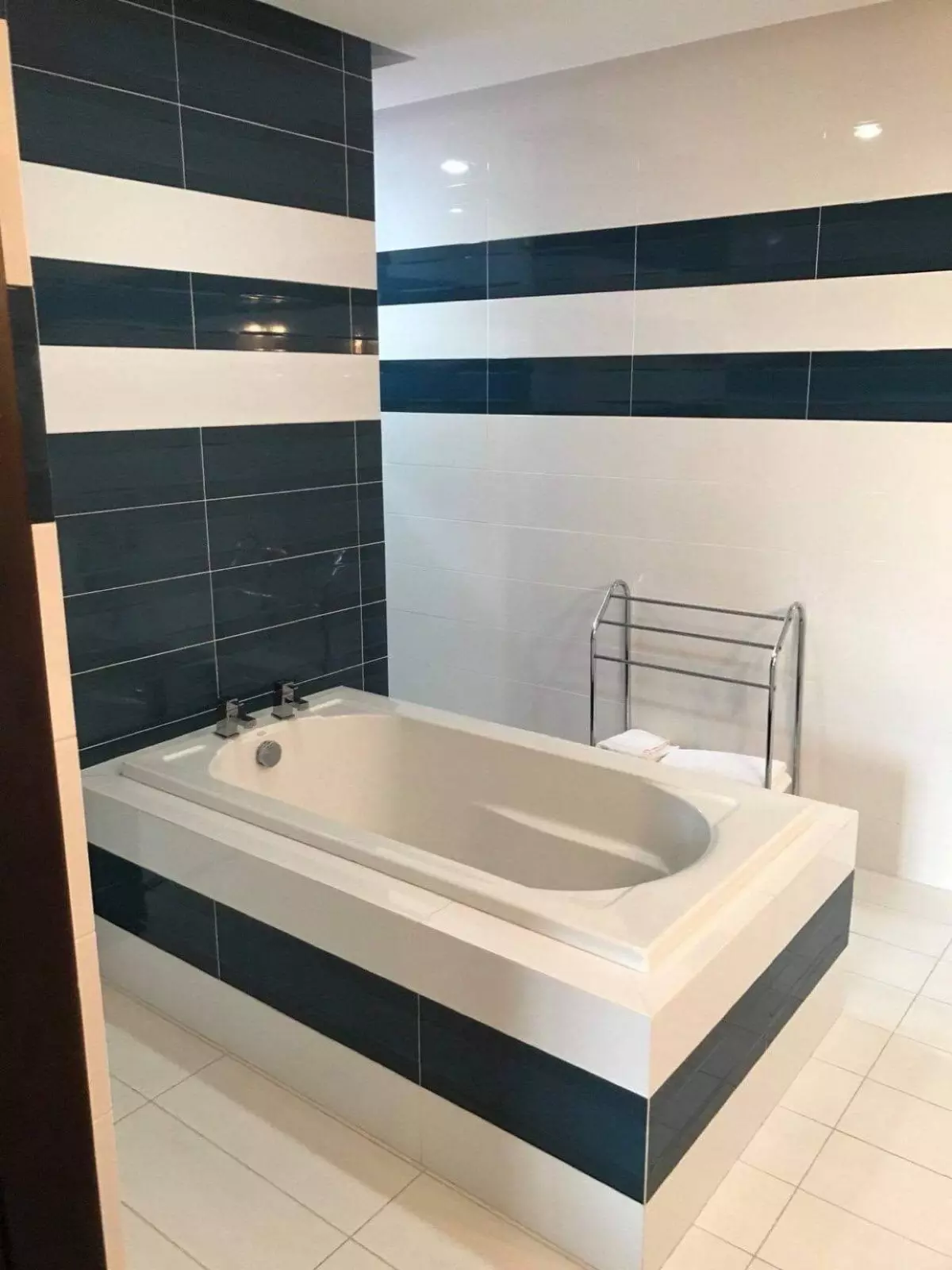Open photo 19 of 61 — Maria Luisa House for Sale