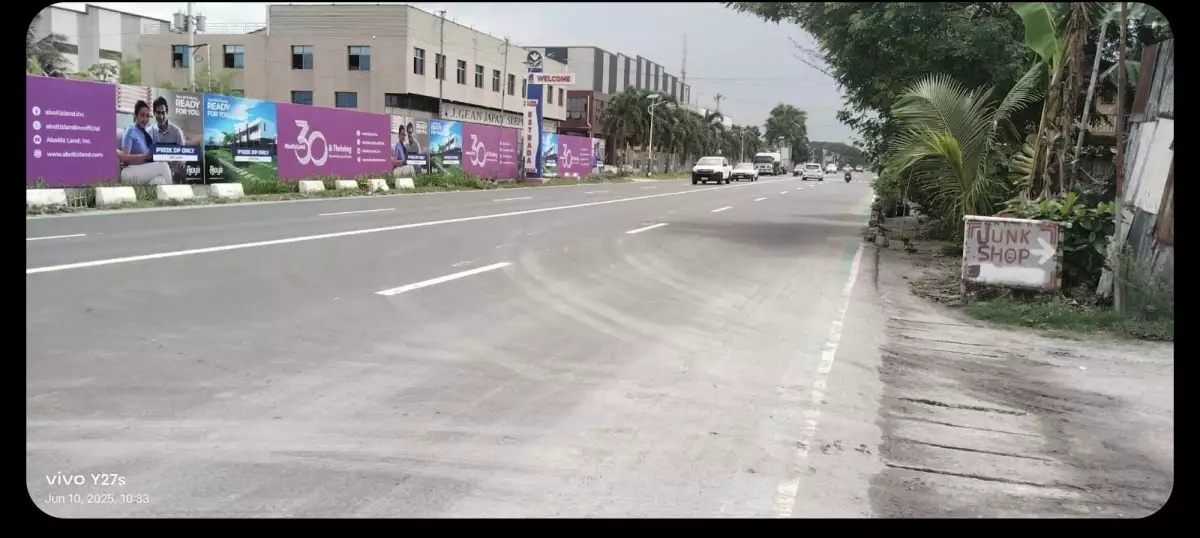 COMMERCIAL LAND IN CAPAS — Commercial Lot in Capas, Tarlac, Philippines — Photo 5
