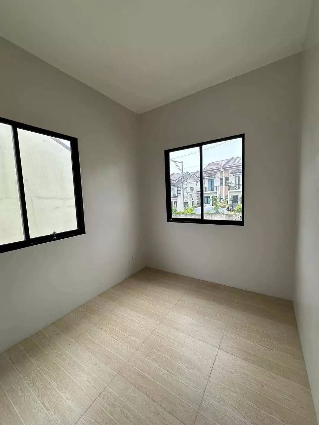 Serenis North Subdivision — House and Lot in R. Montecillo Street, Liloan, Cebu — Photo 3