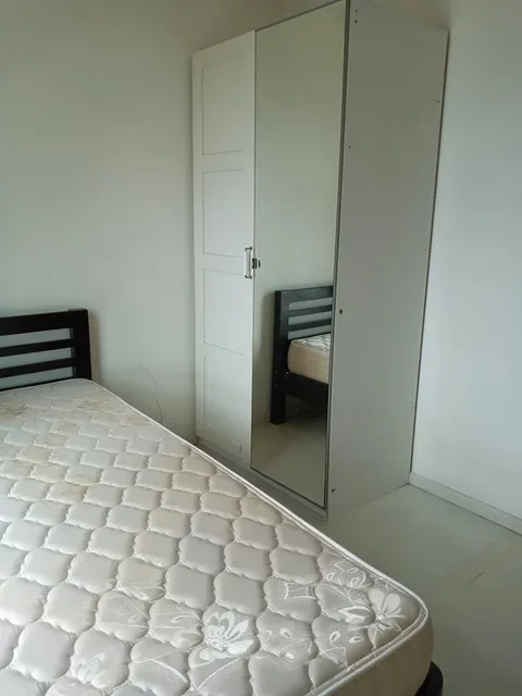 For Sale: 2BR Condo in Pio Del Pilar, Makati City — 42 sqm — 2 Bedrooms in Makati City, Metro Manila, 1224 — Photo 2