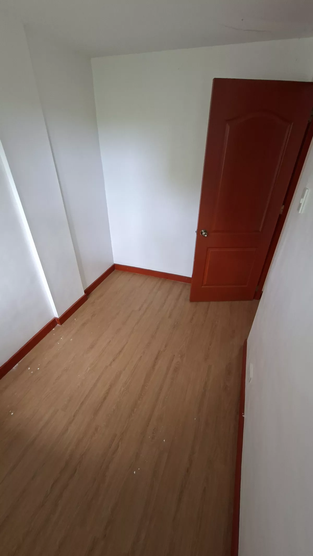 Rush Sale — Townhouse in Casuntingan, Mandaue City, Cebu — Photo 4