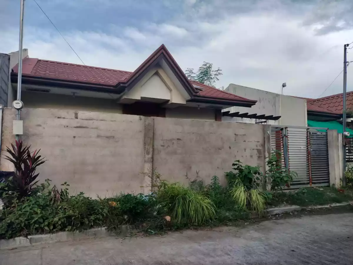 Open photo 18 of 18 — Rush 2Bedroom House and Lot for Assume at Aganland Lagao General Santos City