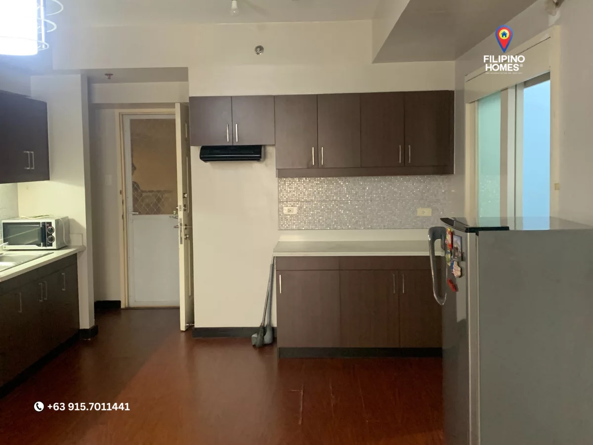 Fully-furnished  2-BR at La Verti Residence Pasay near the Universities for Sale — 2 Bedrooms in Pasay City, Metro Manila, 1308 — Photo 4