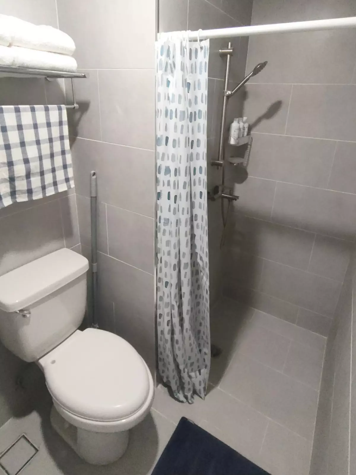 Studio Unit in Jtower Tower Residence — Studio in Banilad, Mandaue City, Cebu — Photo 2