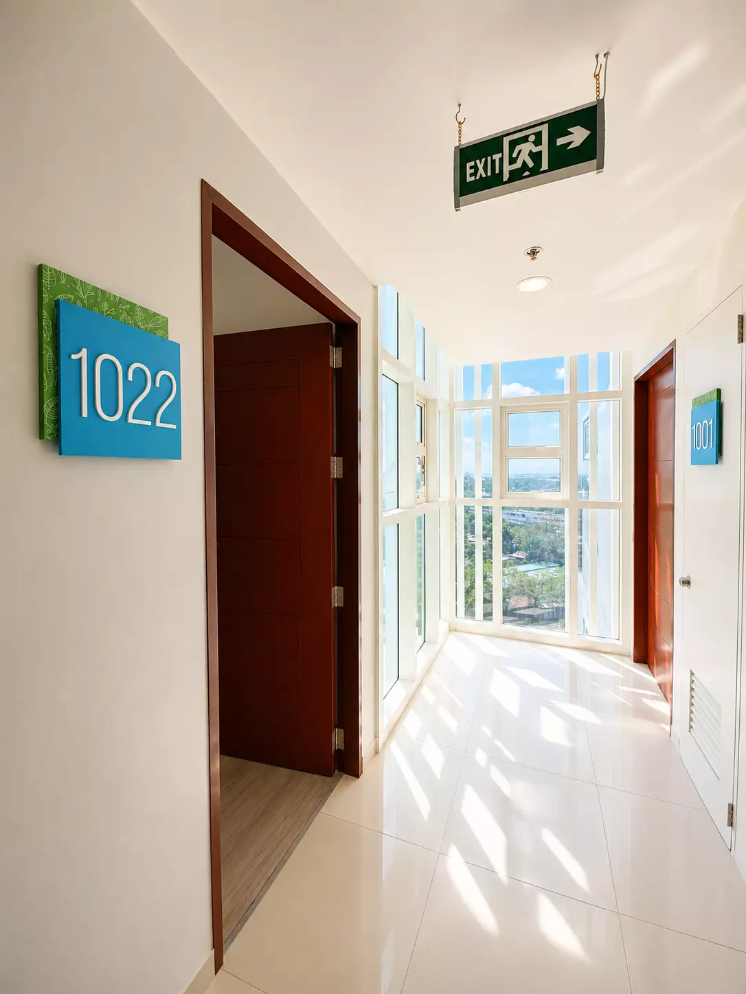 For Sale: Unfurnished 1BR Condominium in Lacson St, Bacolod City — 29.95 sqm | Corner Unit Condo with Sea View and Mountain View | Ideal for Airbnb Rental | Personal Use — 1 Bedroom in Lacson St, Mandalagan, Bacolod City — Photo 3