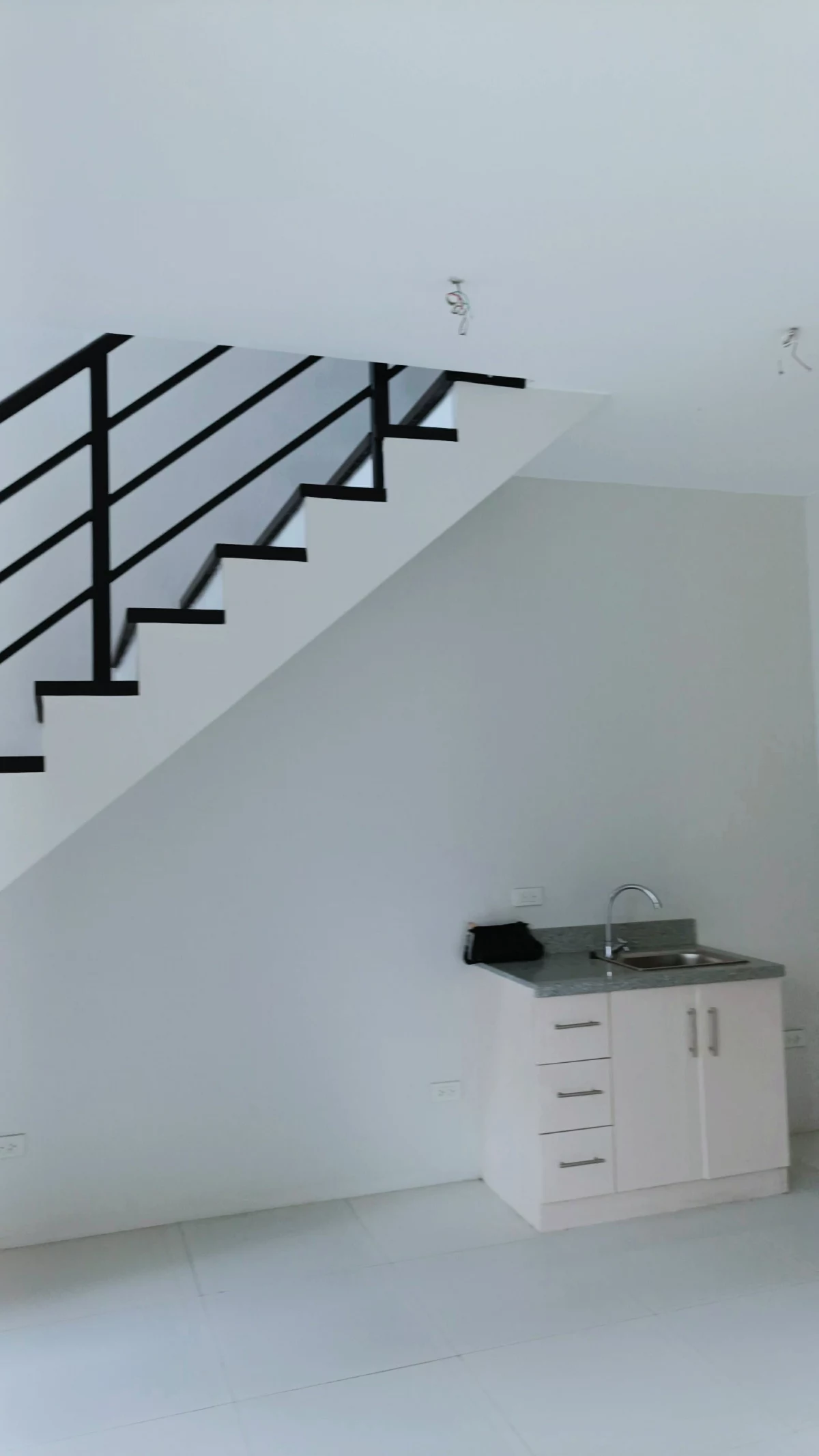 2BR Townhouse for Sale Near Mohon National High School, Talisay City — Balcony — Townhouse in Mohon, Talisay City, Cebu — Photo 4