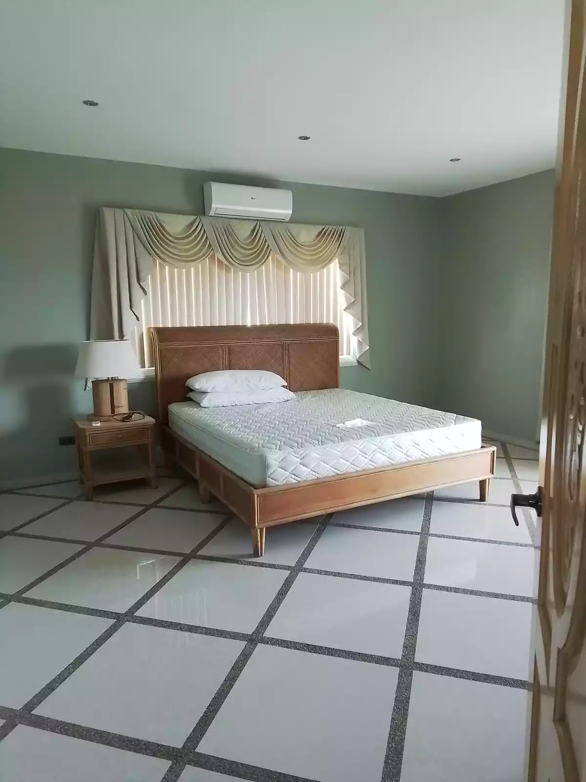Open photo 13 of 18 — Lingganay Boracay Hotel Resort, Inc