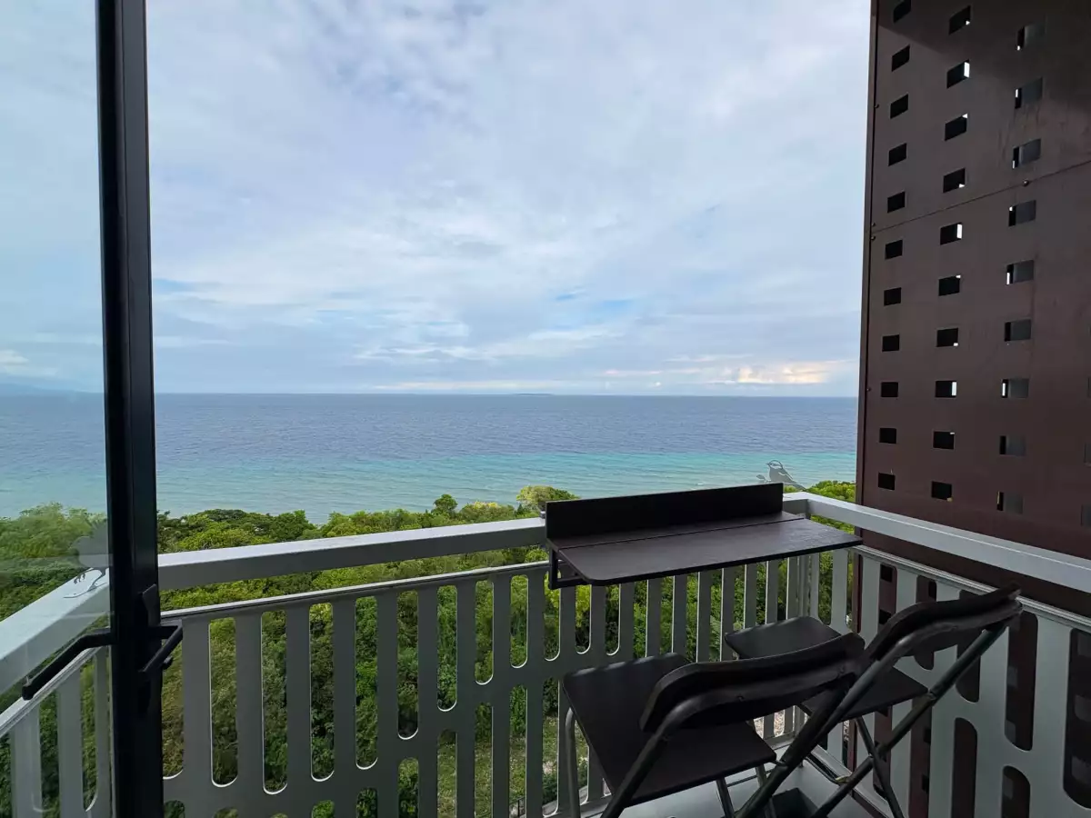 Open photo 12 of 15 — For Sale: Studio Condo in San Isidro, Dauis — 30 sqm Semi Furnished