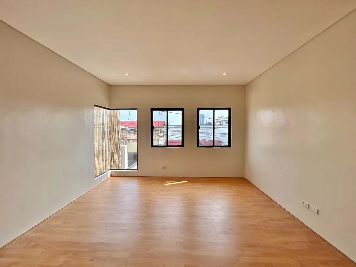 3-BR Duplex House for Sale | BF Homes — House and Lot in Las Piñas City, Metro Manila, 1742 — Photo 7