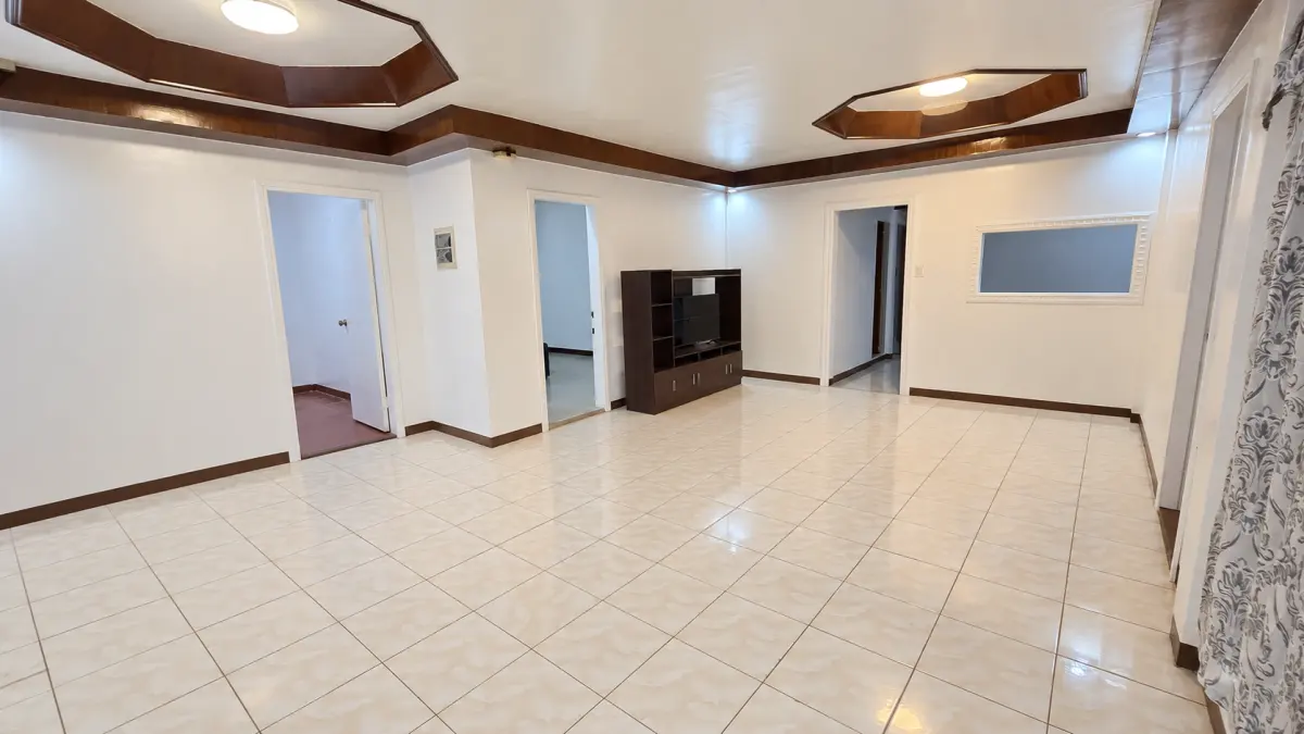 For Sale: 3BR Bungalow House and Lot in Dumaguete City — House and Lot in Dumaguete City, Negros Oriental, 6200 — Photo 3