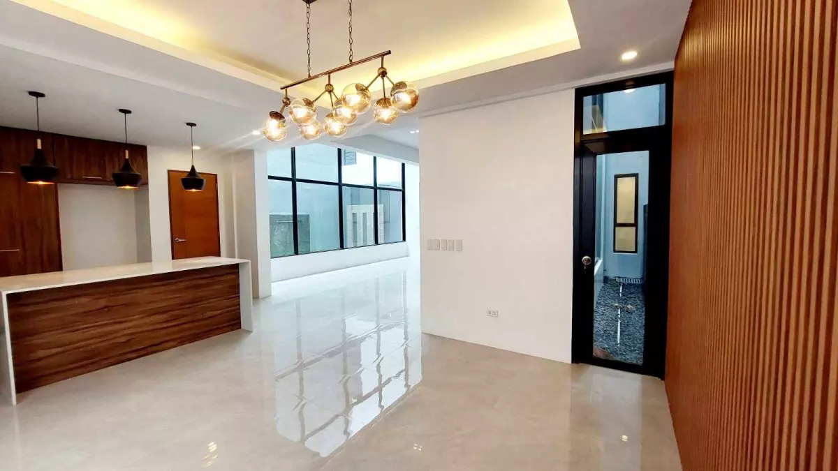 Ready for Occupancy: 6BR House and Lot in San Juan, Cainta, Rizal — 450 sqm — House and Lot in San Juan, Cainta, Rizal — Photo 3