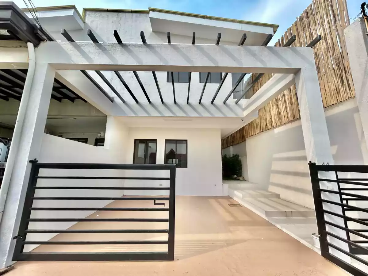 3-BR Duplex House for Sale | BF Homes
