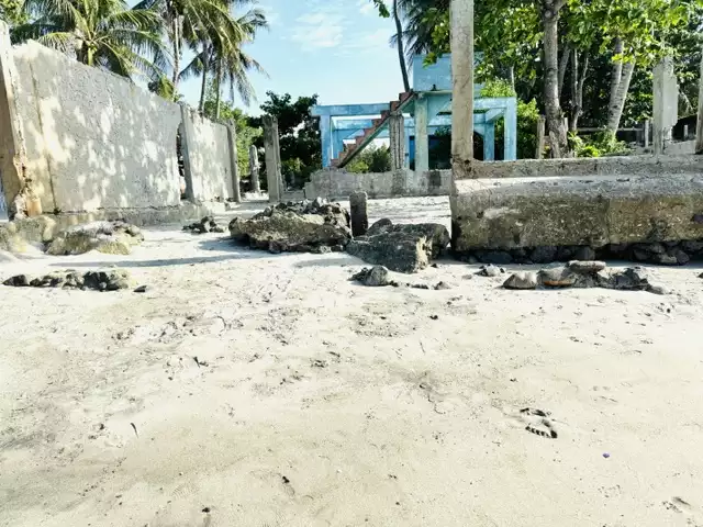 FOR SALE : BEACH LOT IN BULUA, CDO CITY — Beach Lot in Bulua, Cagayan de Oro City, Misamis Oriental — Photo 5