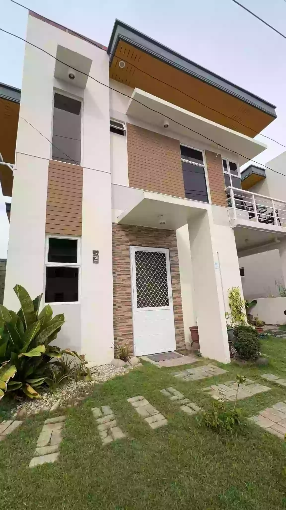 Velmiro Uptown CDO Asha Unit For Assume