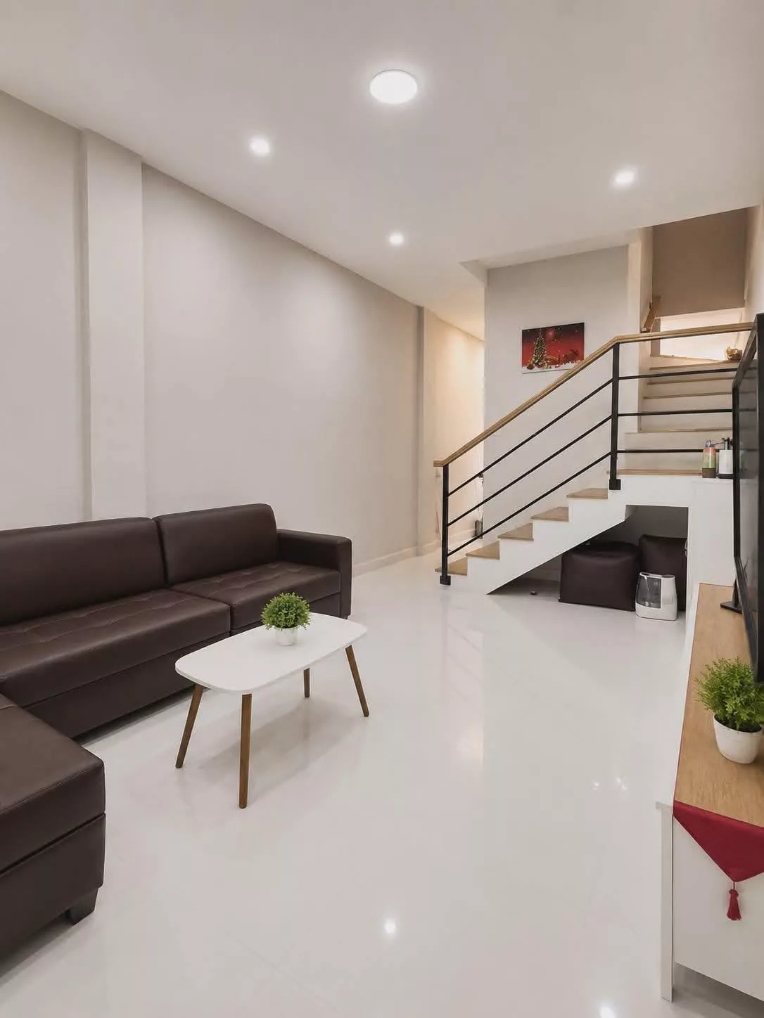 3BR Pre-Owned 2-Storey End Unit Townhouse for Sale near Visayas Ave., Brgy. Culiat, Quezon City — House and Lot in Quezon City, Metro Manila, 1101 — Photo 6