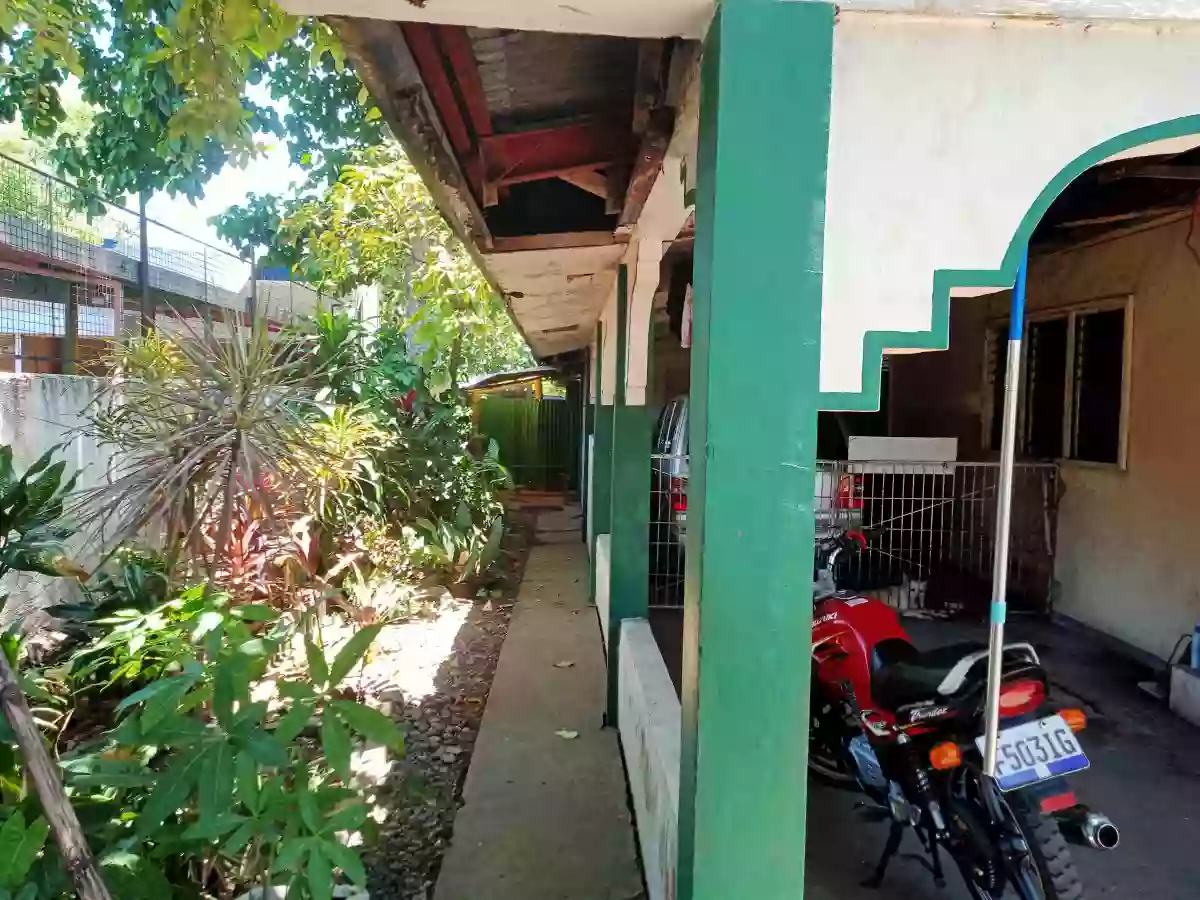 House and Lot in Brgy. Poblacion Bago City — House and Lot in Negros Occidental, 6101, Philippines — Photo 2