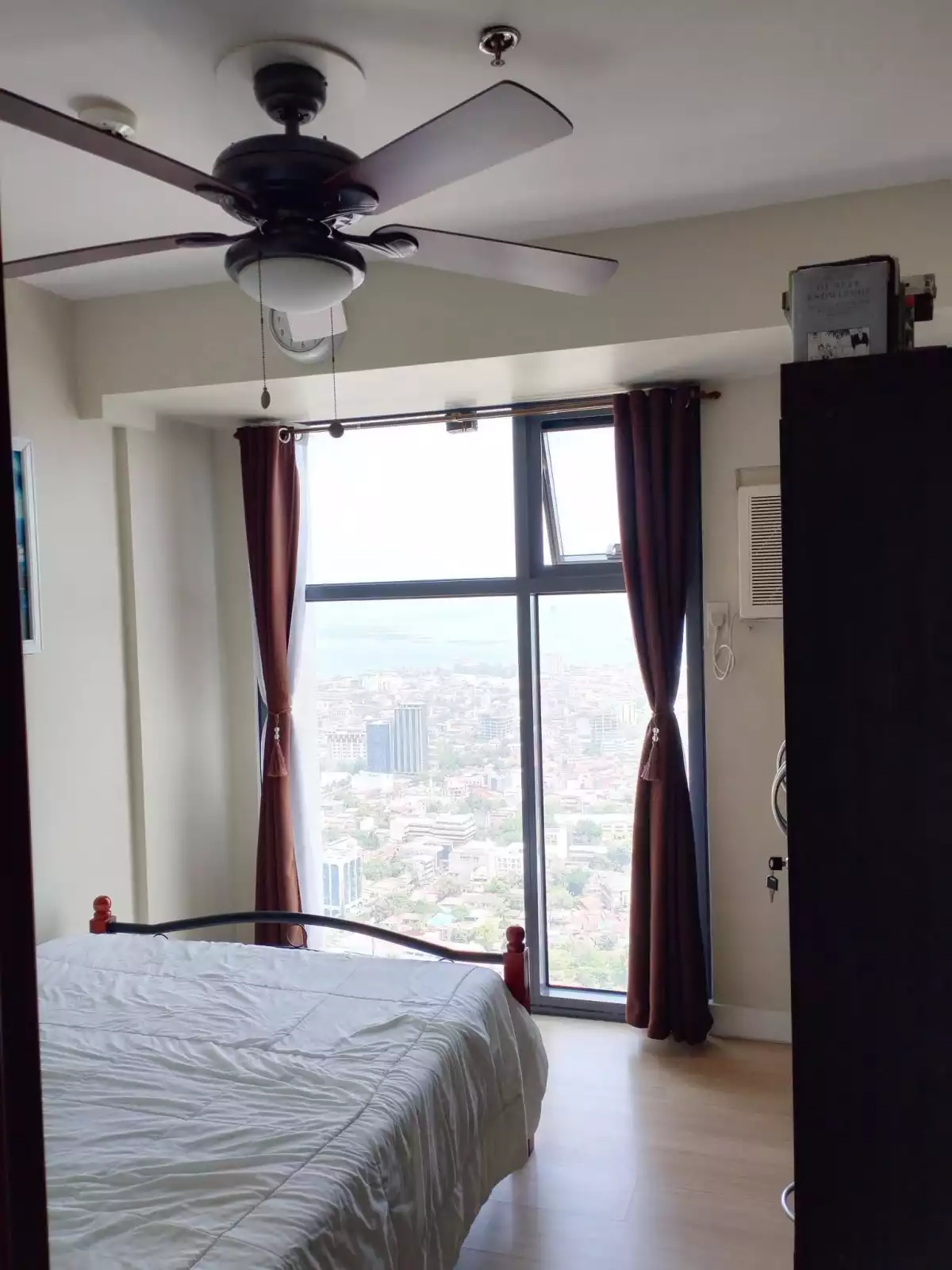 Open photo 12 of 19 — For Sale: 4BR Condo with Parking in Horizon 101, Cebu City — 86 sqm
