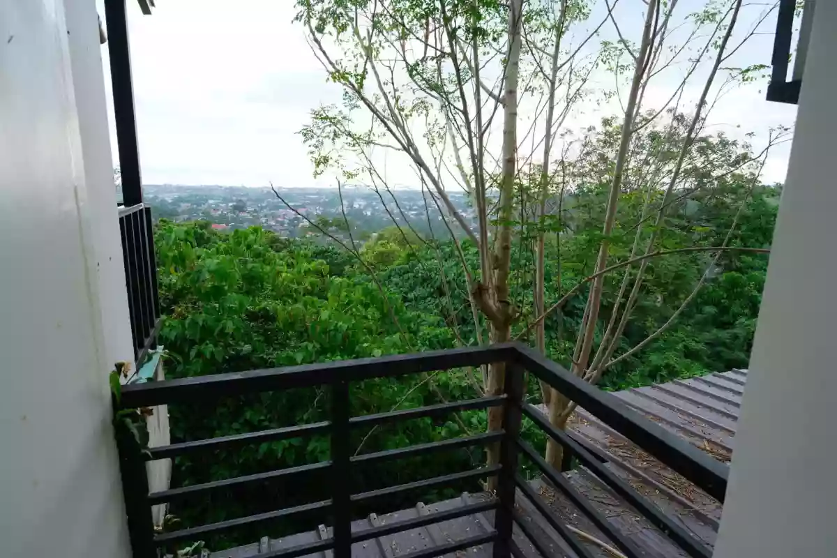 Open photo 13 of 14 — For Sale: 3BR Townhouse with Carport in Linao, Talisay City — Fully Furnished