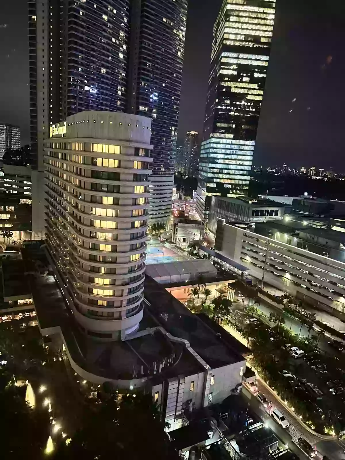 For Sale: 1BR Condo in Wack-wack Greenhills, Mandaluyong City — 55.17 sqm — 1 Bedroom in CORNER SAN MIGUEL AVE, ORTIGAS CENTER, MANDALUYONG CITY — Photo 2