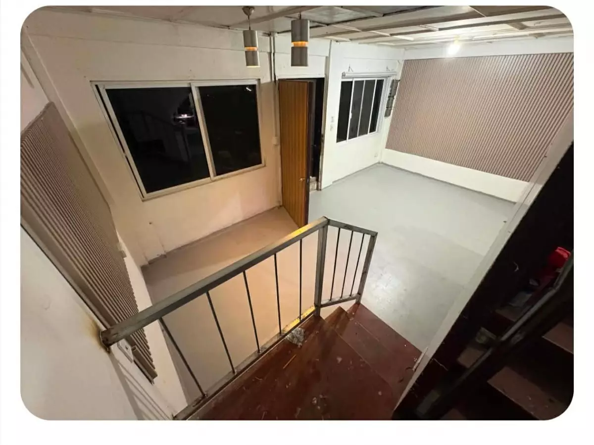 For Sale: 8BR Apartment in Bata, Bacolod City — 356 sqm lot — Apartment in Bata, Bacolod City, Negros Occidental — Photo 3