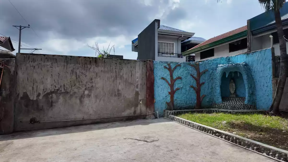 FOR SALE: Spacious 2-Storey House with Attic & Roof Deck in Villa Bonita Subdivision, Jugan, Consolacion, Cebu — House and Lot in Consolacion, Cebu, 6001 — Photo 6