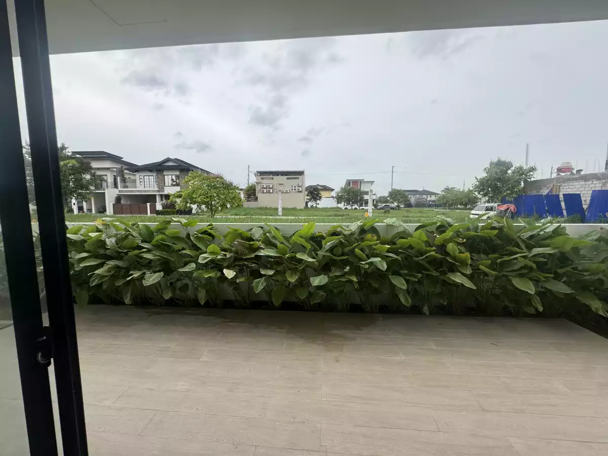 Open photo 21 of 36 — For Sale: 3BR House and Lot in Santo Domingo, Santa Rosa — 299 sqm