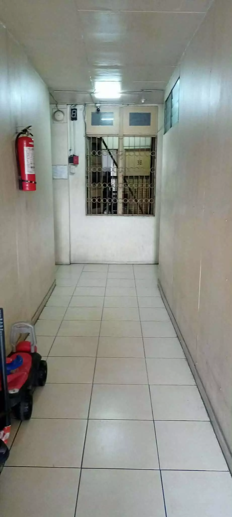 Commercial building for sale title — Building in Barangay 12, Manila City, Metro Manila — Photo 4